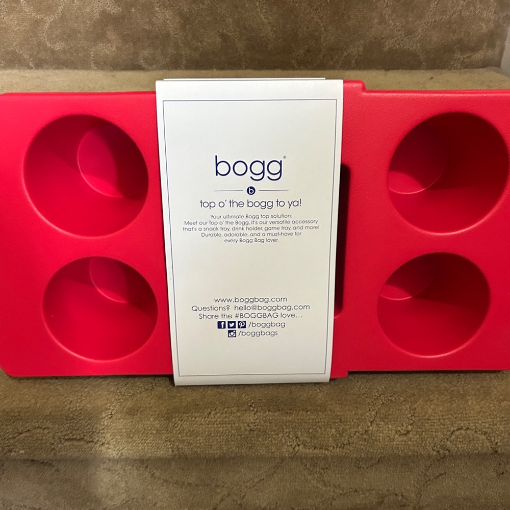- NWT BRIGHT RED BOGG BAG TOPPER